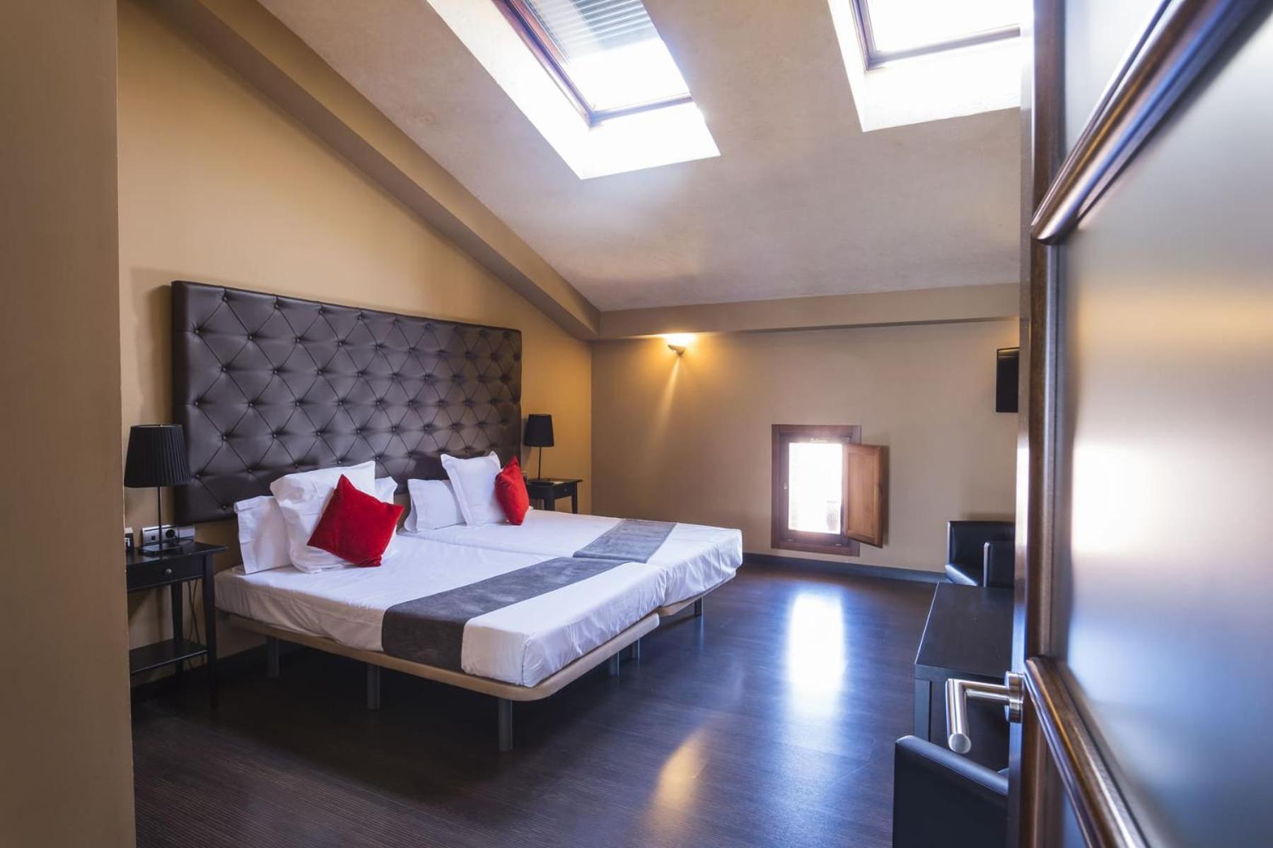 Hotel Alda Castillo De Olite Luaran gambar